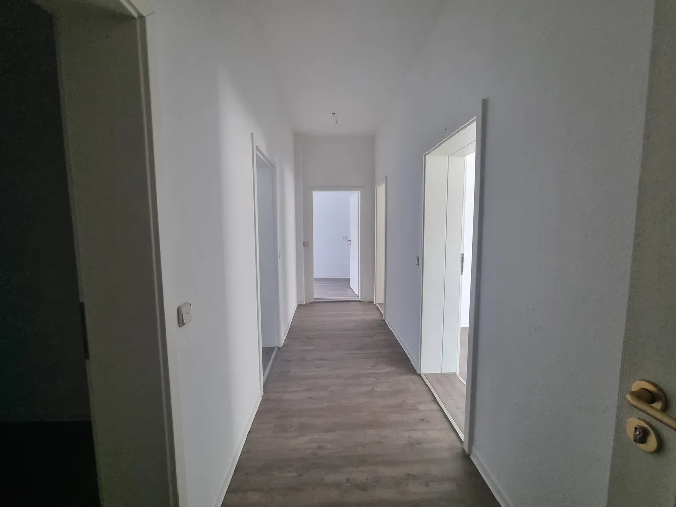 2 Zimmer Wohnung mit 70 m² in Halle (Saale) – Bild 3