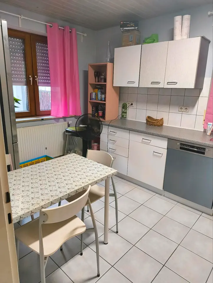 Shared room with 90 m² in Stuttgart – Photo 4