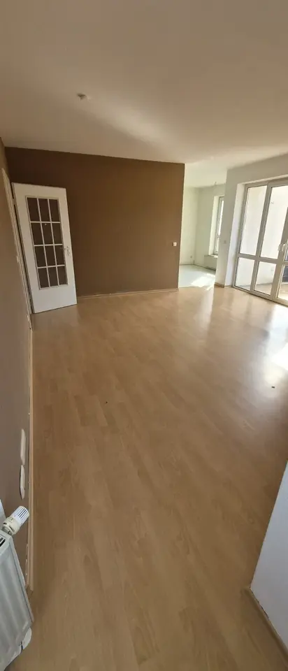 3 Zimmer Wohnung mit 93 m² in Greiz – Bild 2