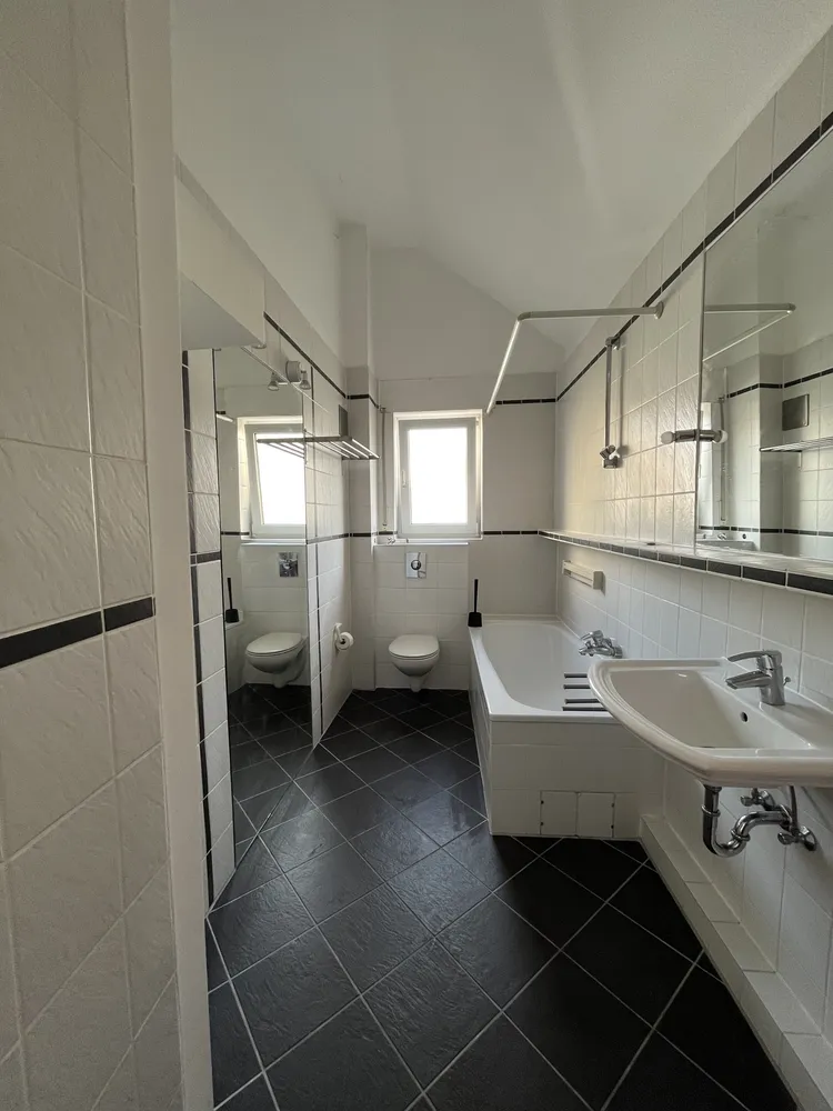 3 Zimmer Wohnung mit 85 m² in Frankfurt am Main – Bild 8