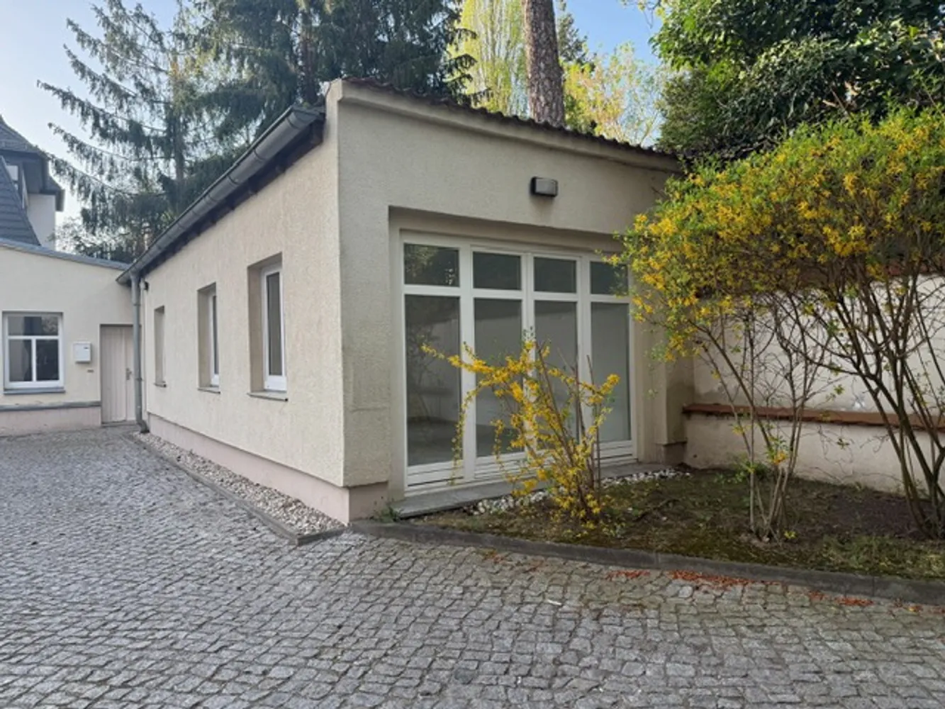 2 Zimmer Wohnung mit 66 m² in Dresden – Bild 1