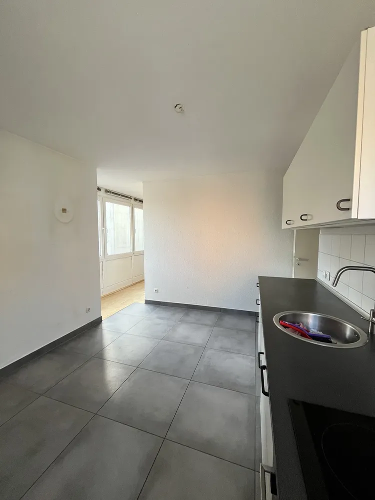 2 room apartment with 67 m² in Cologne – Photo 3