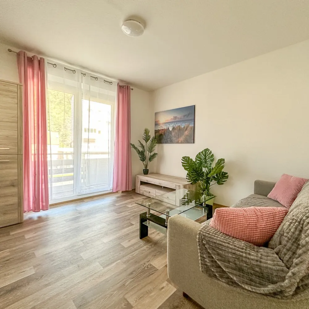 4 Zimmer Wohnung mit 99 m² in Suhl – Bild 1