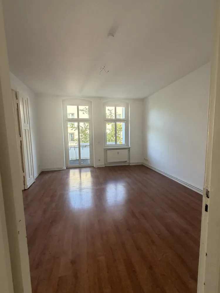 3 Zimmer Wohnung mit 96 m² in Berlin – Bild 2