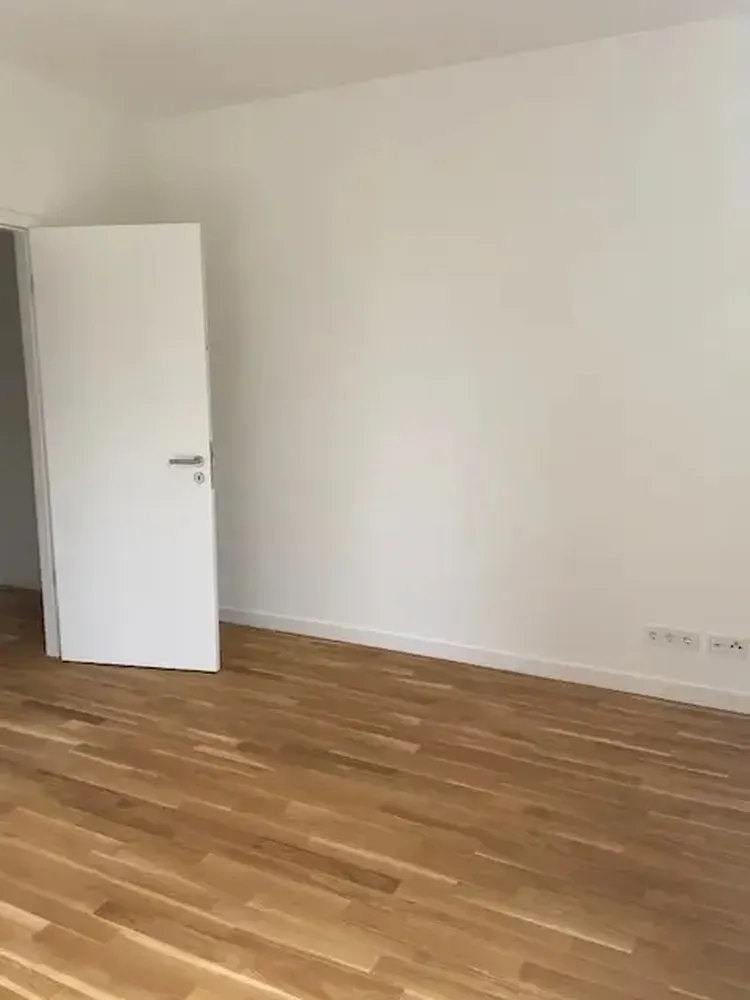 2 Zimmer Wohnung mit 70 m² in Berlin – Bild 11