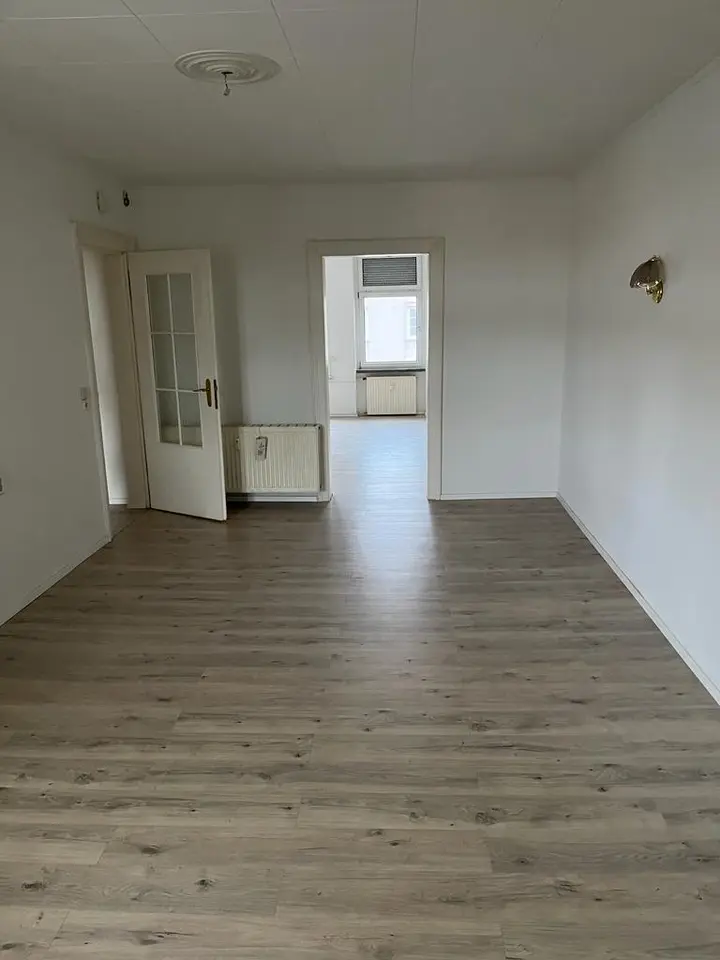 4 Zimmer Wohnung mit 111 m² in Köthen – Bild 3