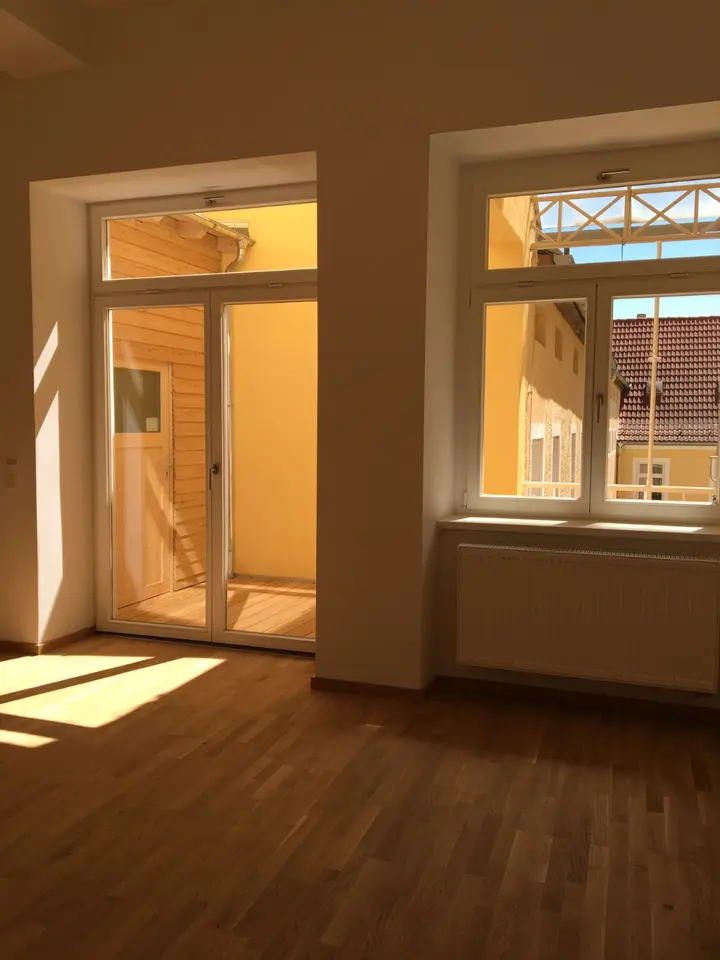 4 Zimmer Wohnung mit 150 m² in Torgau – Bild 1