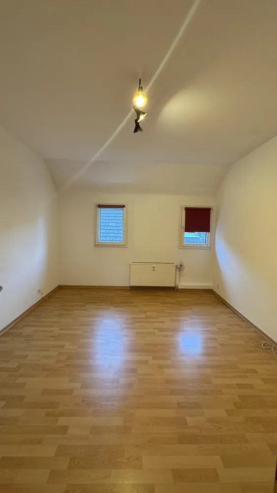 3 Zimmer Wohnung mit 88 m² in Solingen – Bild 2