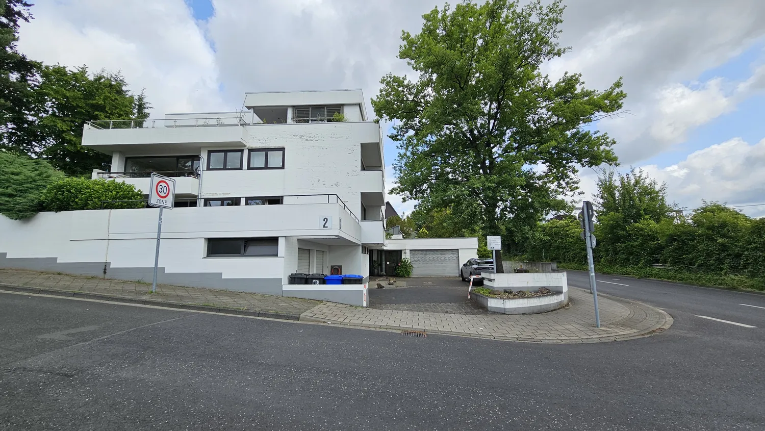 2 Zimmer Wohnung mit 68 m² in Mönchengladbach – Bild 1