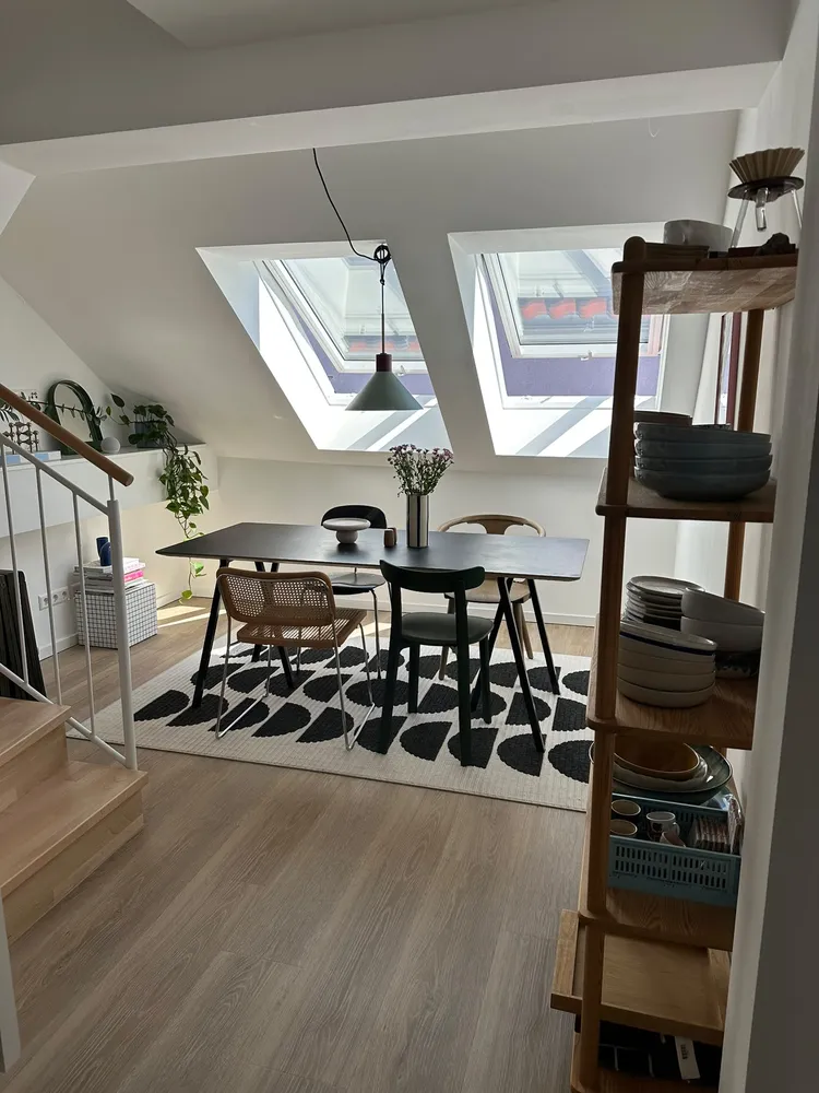 4 Zimmer Wohnung mit 67 m² in Stuttgart – Bild 1
