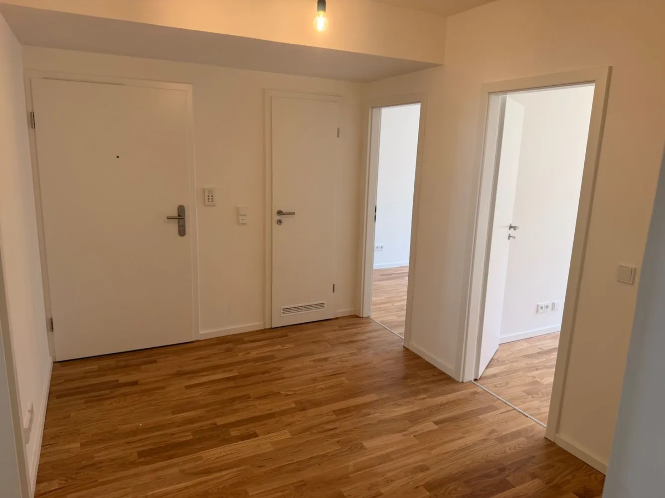 4 Zimmer Wohnung mit 87 m² in München – Bild 8