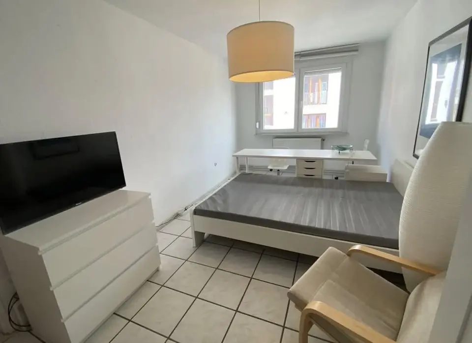 WG-Zimmer mit 14 m² in Frankfurt am Main – Bild 1
