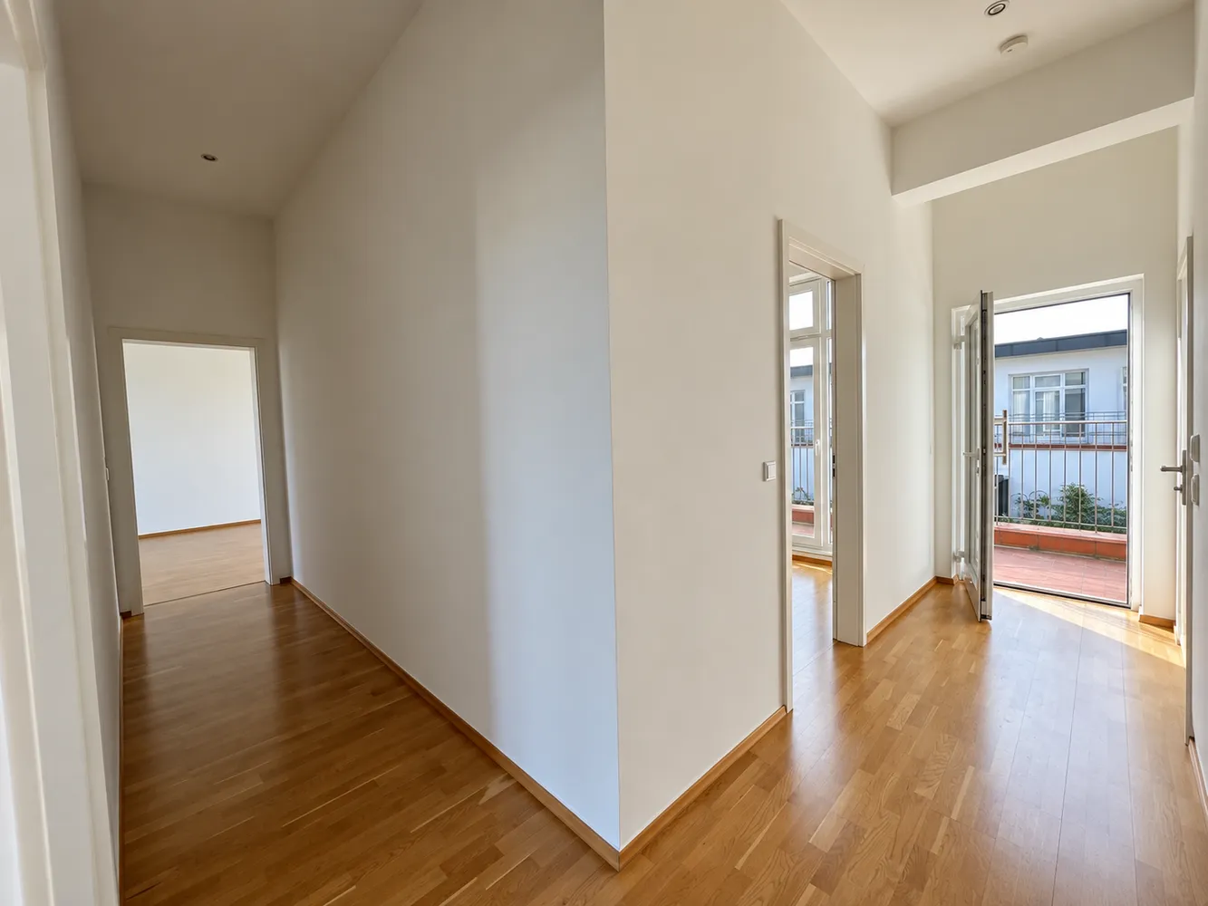 3 room apartment with 107 m² in Frankfurt am Main – Photo 3