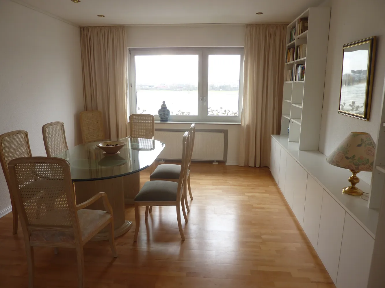 2 Zimmer Wohnung mit 87 m² in Düsseldorf – Bild 3