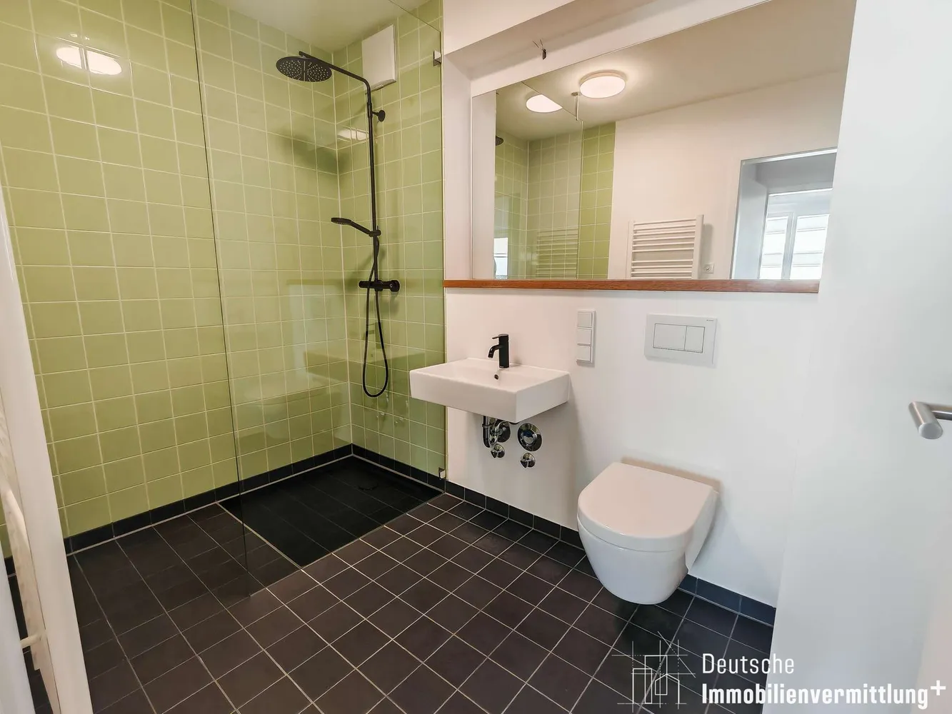 2 Zimmer Wohnung mit 65 m² in München – Bild 7
