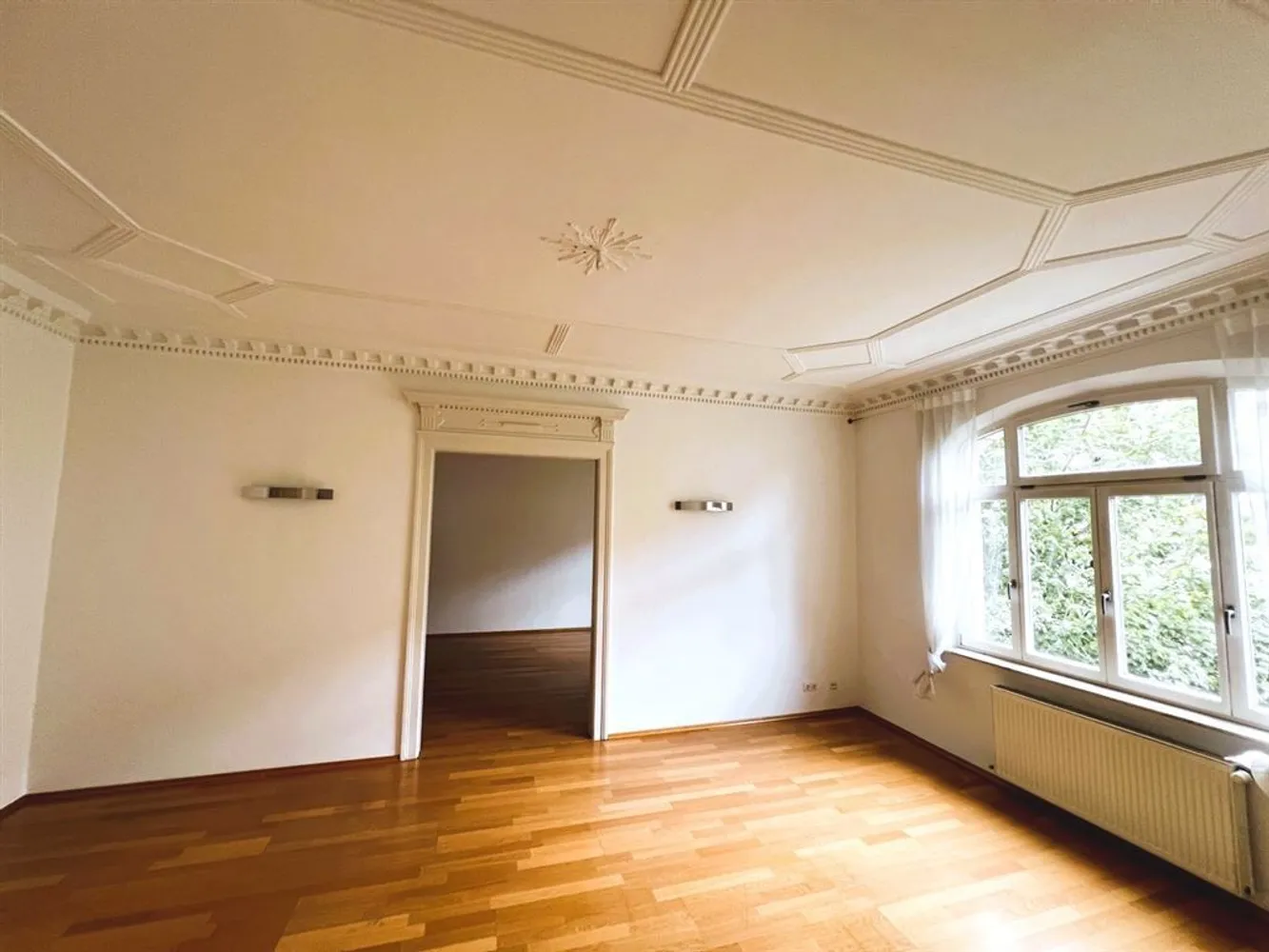6 Zimmer Wohnung mit 200 m² in Nürnberg – Bild 7