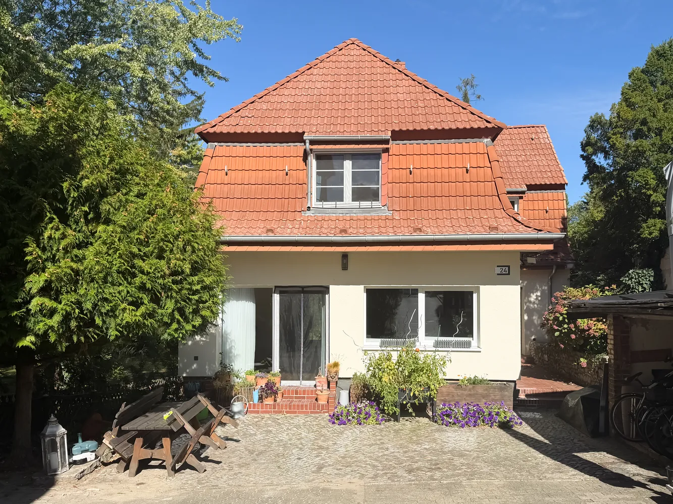 4 Zimmer Haus mit 140 m² in Berlin – Bild 2