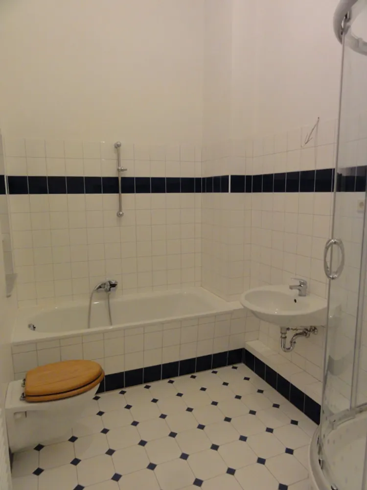7 Zimmer Wohnung mit 202 m² in Hamburg – Bild 4