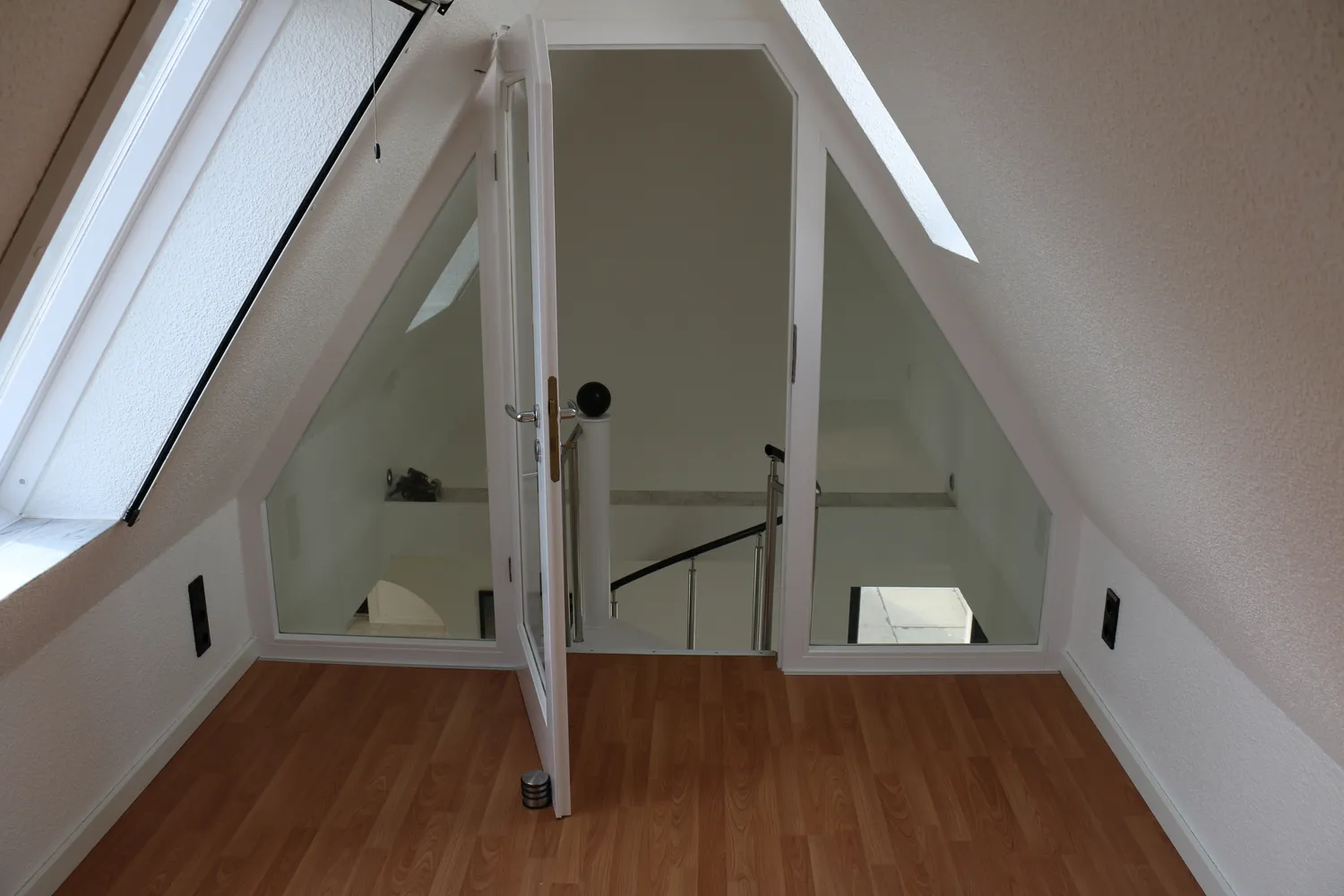 4 Zimmer Wohnung mit 100 m² in Hannover – Bild 8