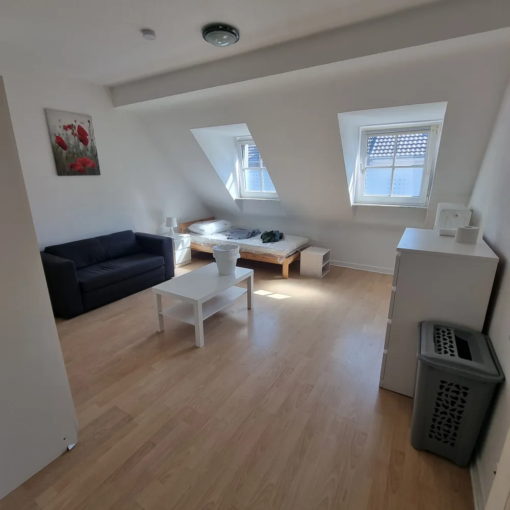 2 Zimmer Wohnung mit 78 m² in Krefeld – Bild 1