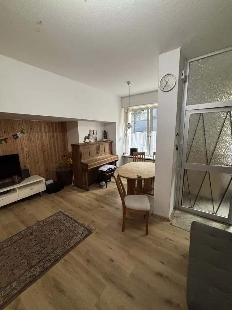 3 room apartment with 88 m² in Duisburg – Photo 1