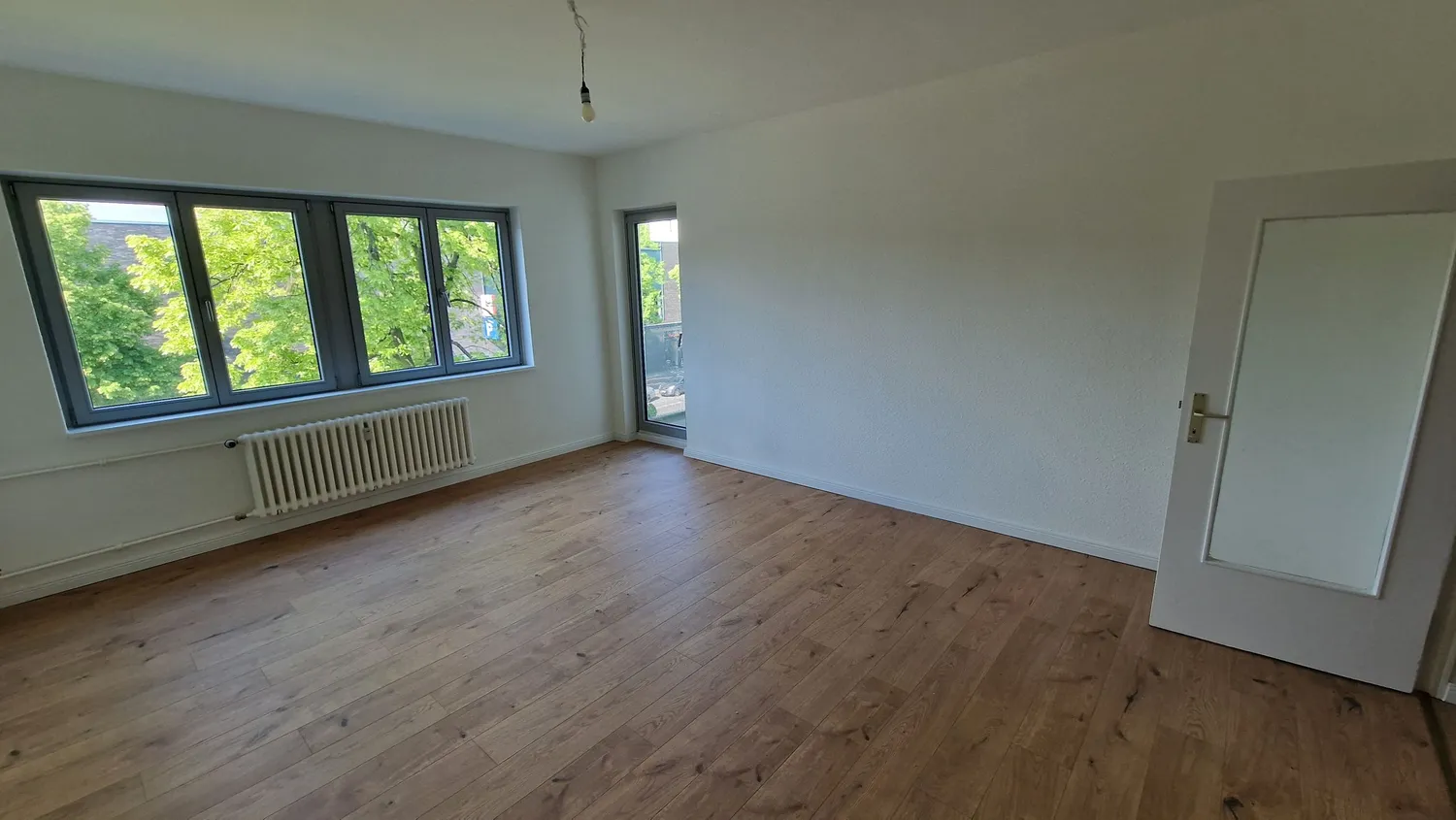 3 room apartment with 98 m² in Berlin – Photo 1