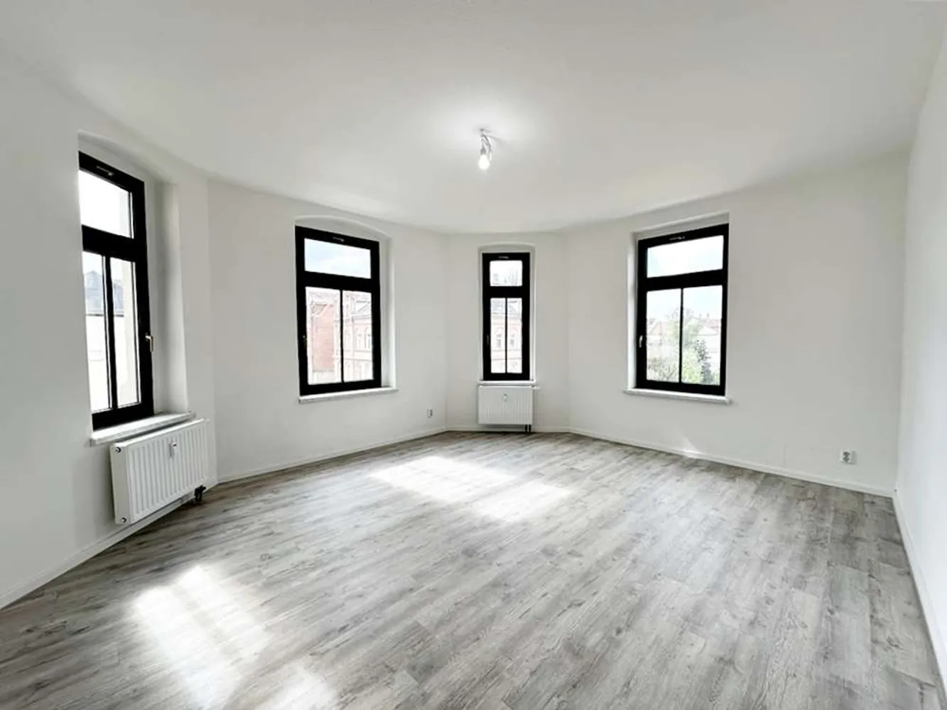 2 Zimmer Wohnung mit 49 m² in Chemnitz – Bild 1