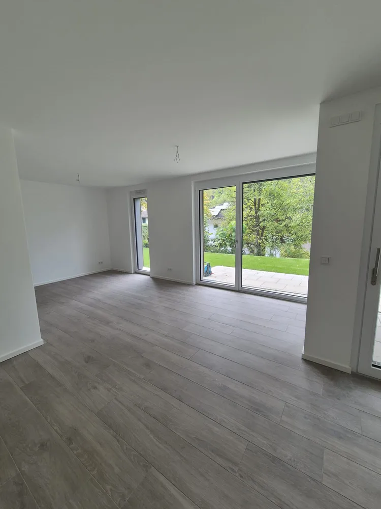 4 Zimmer Wohnung mit 124 m² in Freiburg im Breisgau – Bild 2