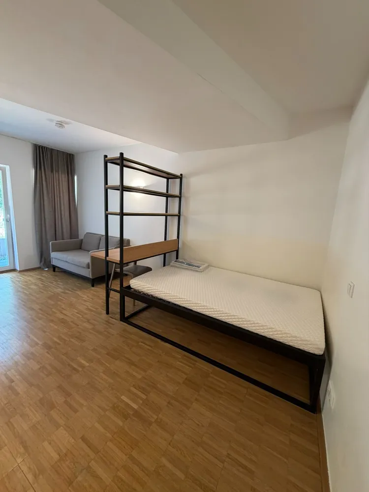 1 room apartment with 25 m² in Erlangen – Photo 3