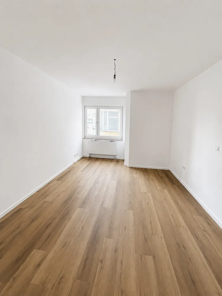 2 Zimmer Wohnung mit 67 m² in Düsseldorf – Bild 2