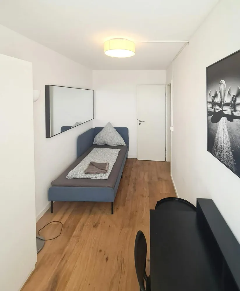 WG-Zimmer mit 9 m² in München – Bild 3