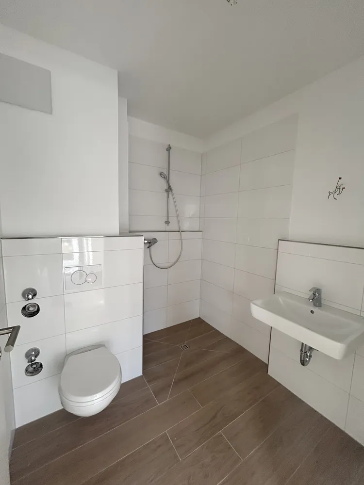 1 room apartment with 40 m² in Cologne – Photo 11