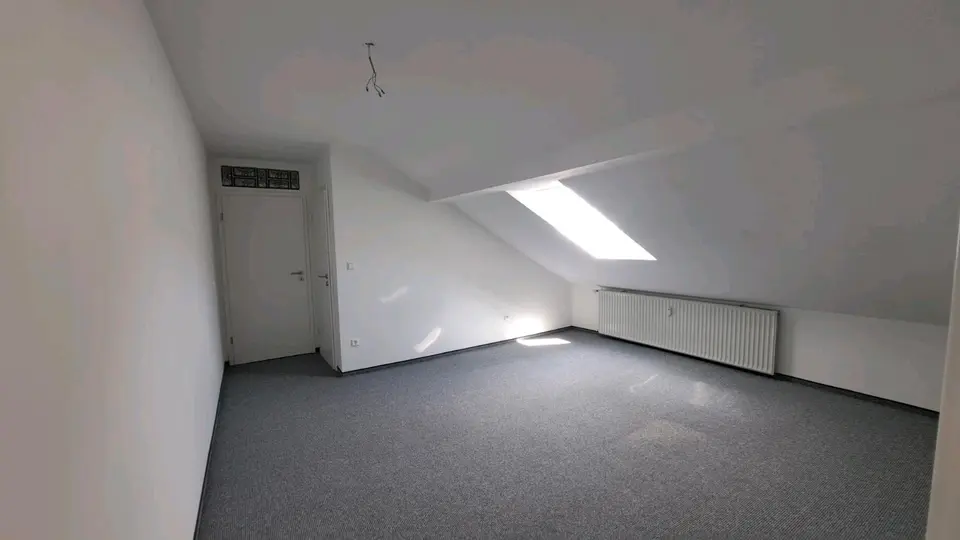 2 Zimmer Wohnung mit 96 m² in Sonneberg – Bild 8