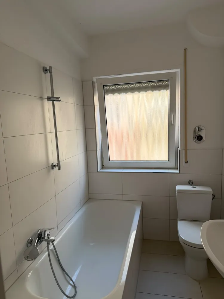 4 Zimmer Wohnung mit 102 m² in Mannheim – Bild 2