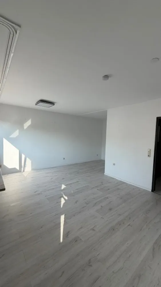 1 Zimmer Wohnung mit 40 m² in Köln – Bild 3