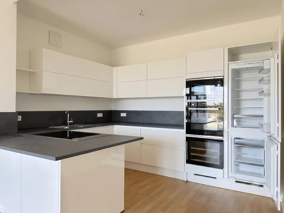 4 Zimmer Wohnung mit 152 m² in Falkensee – Bild 1