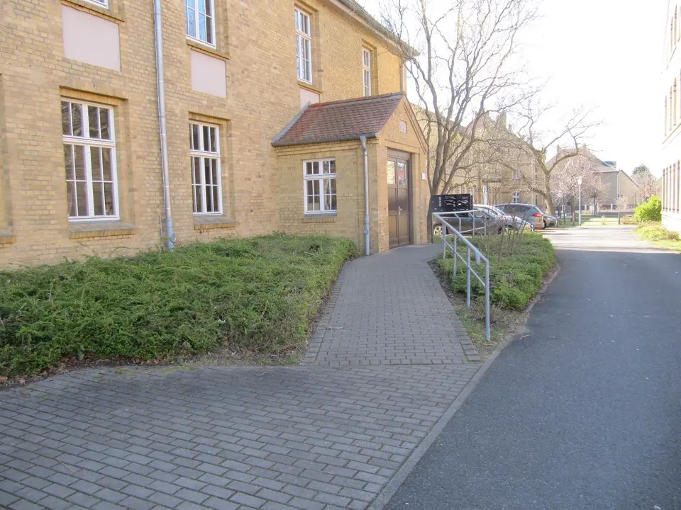 2 Zimmer Wohnung mit 87 m² in Bitterfeld-Wolfen – Bild 8