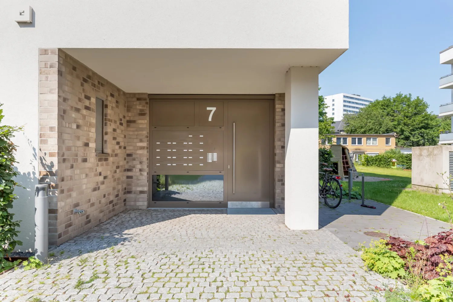 2 Zimmer Wohnung mit 70 m² in Hamburg – Bild 2