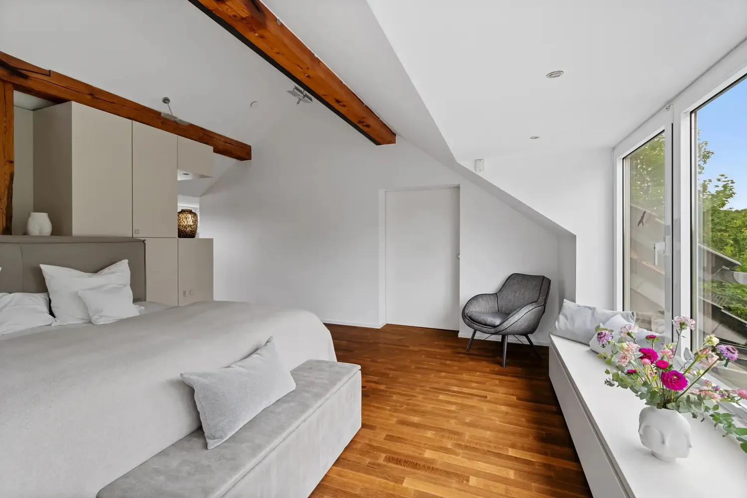 7 Zimmer Haus mit 300 m² in Bergisch Gladbach – Bild 2