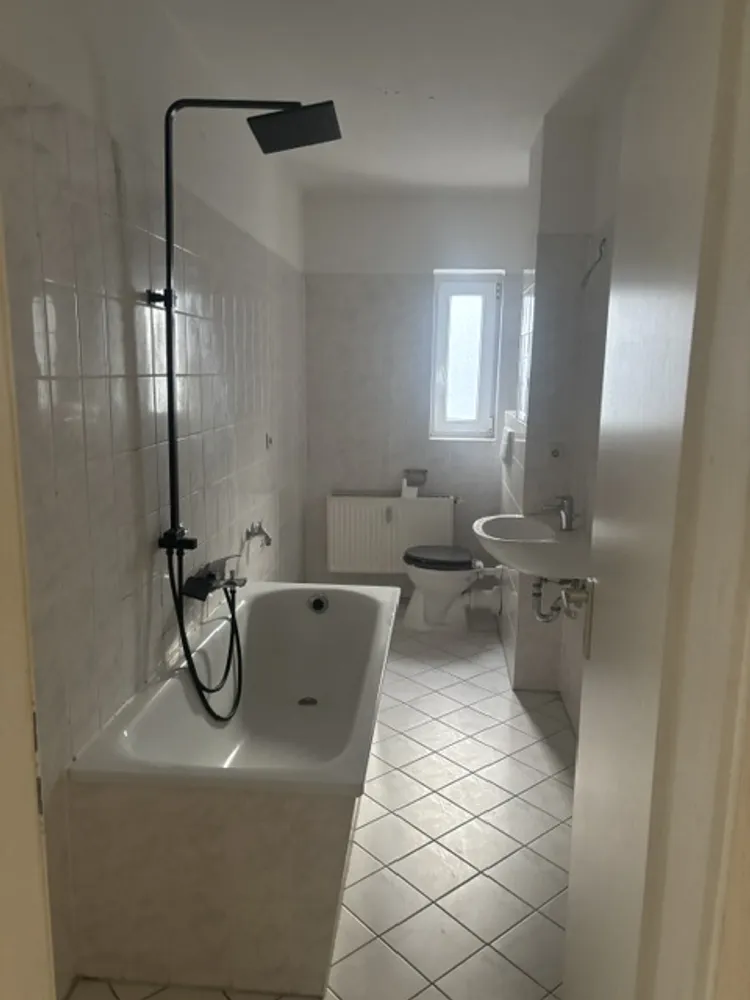 4 Zimmer Wohnung mit 80 m² in Magdeburg – Bild 5