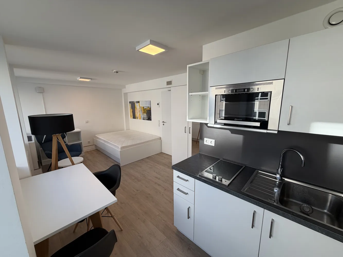2 Zimmer Wohnung mit 20 m² in Düsseldorf – Bild 3