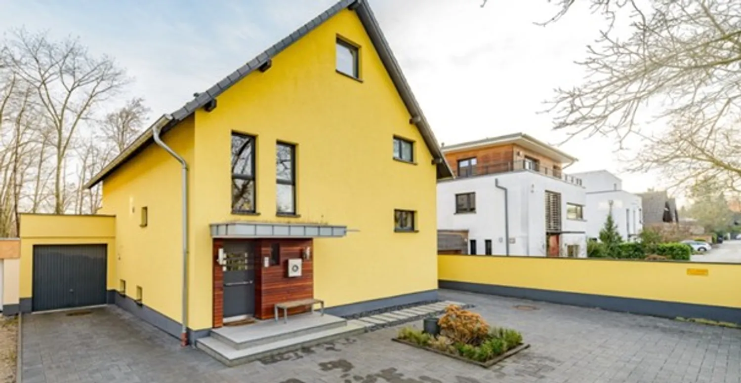 6 Zimmer Haus mit 210 m² in Köln – Bild 2