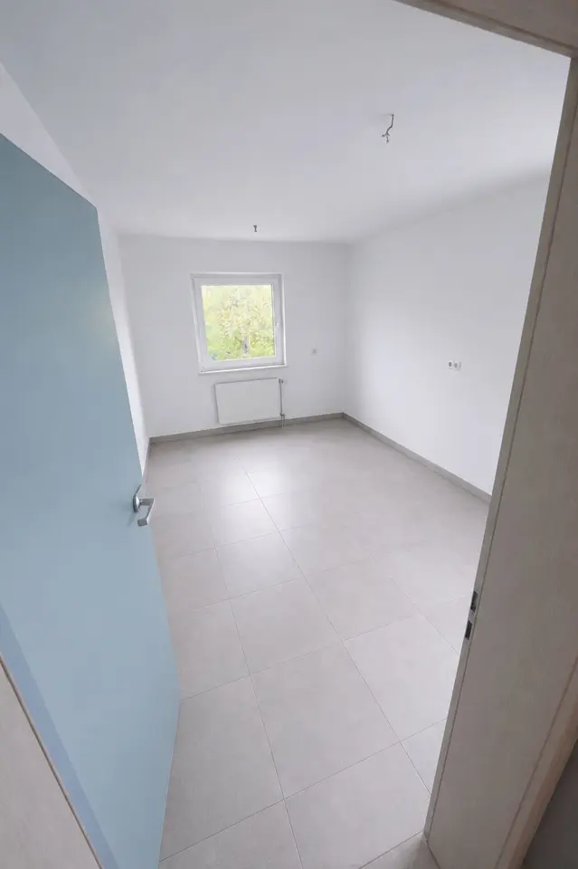 4 Zimmer Wohnung mit 100 m² in Würzburg – Bild 3