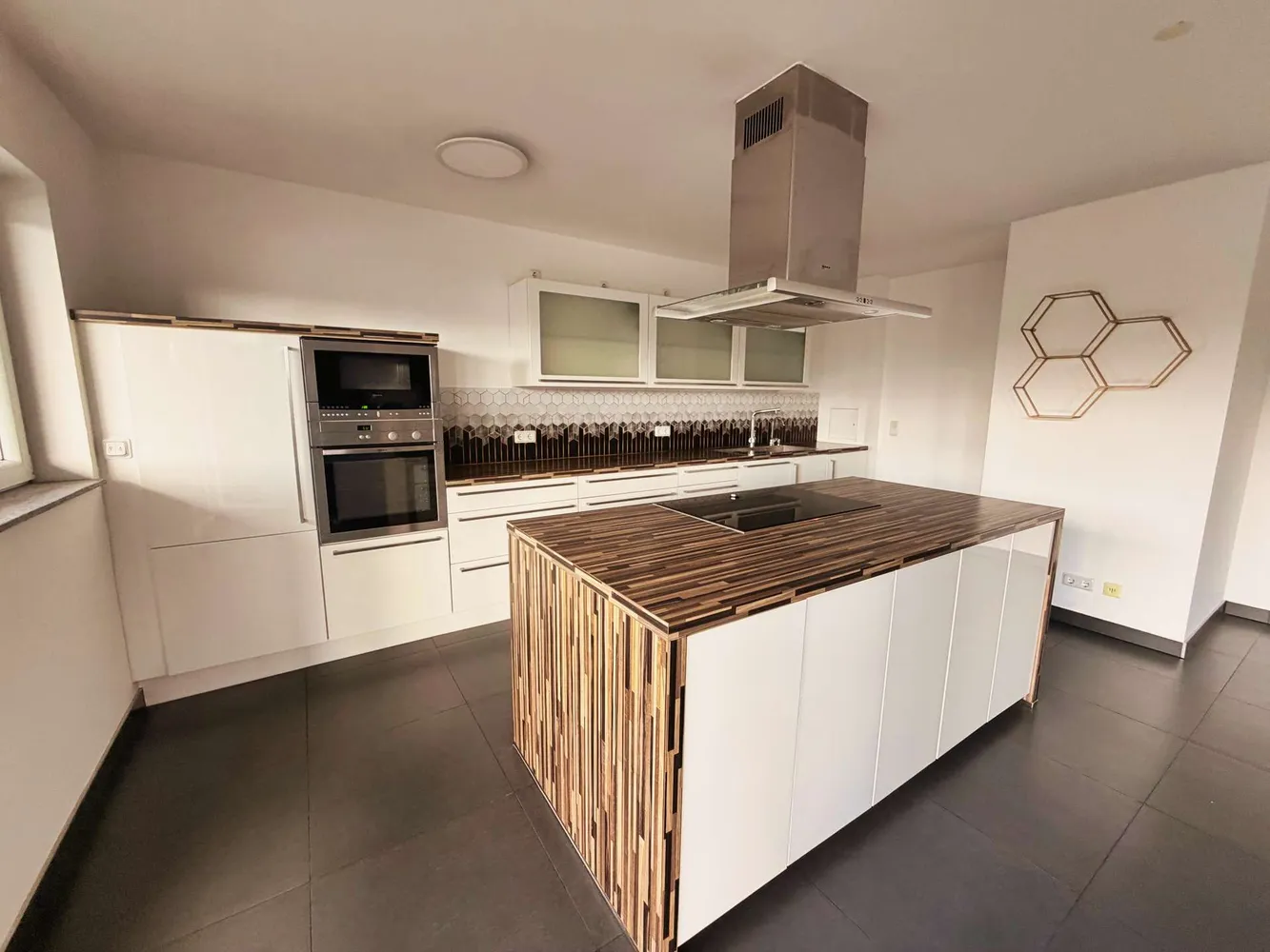 3 Zimmer Wohnung mit 93 m² in Köln – Bild 4