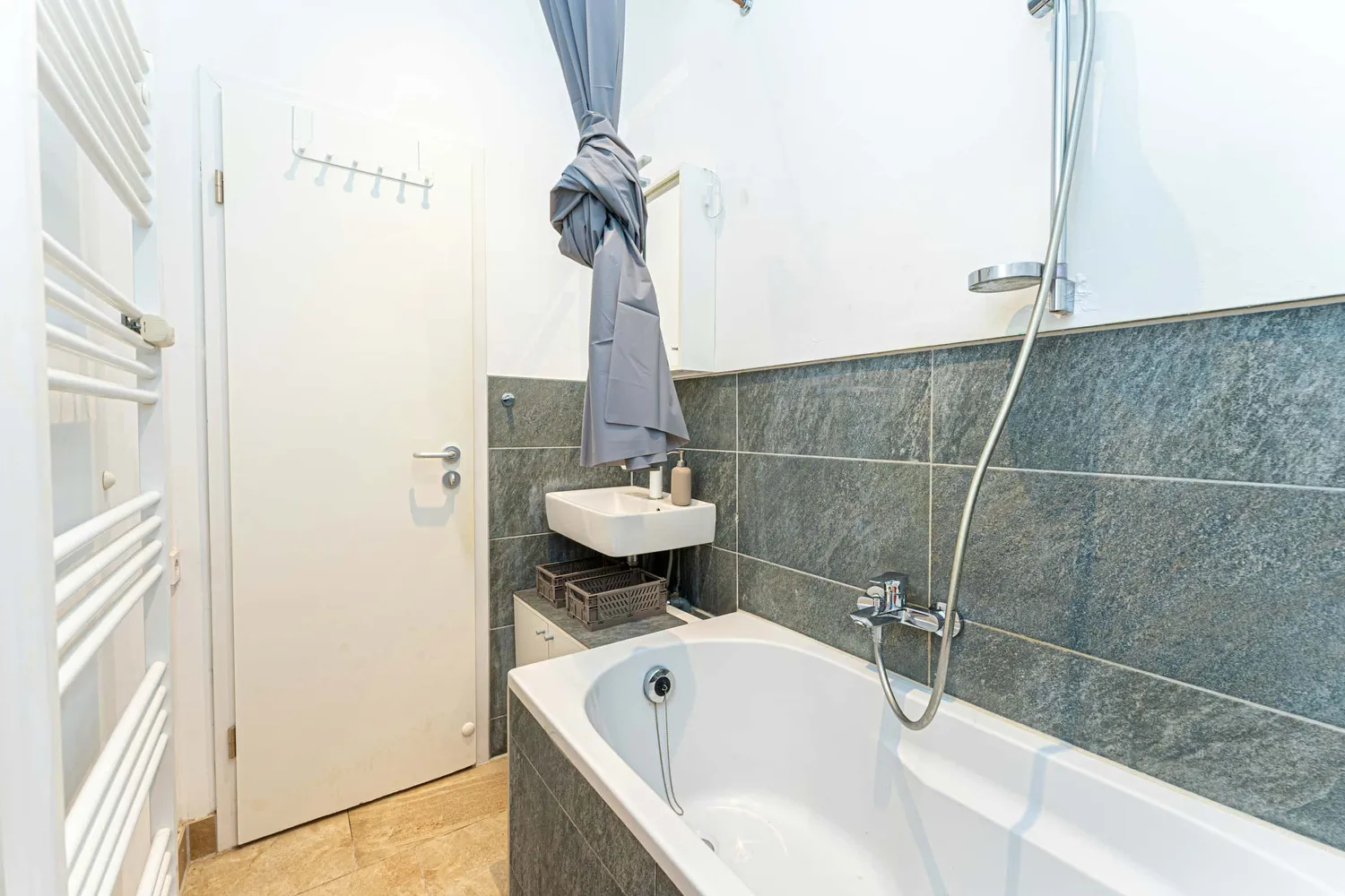 Shared room with 14 m² in Berlin – Photo 11