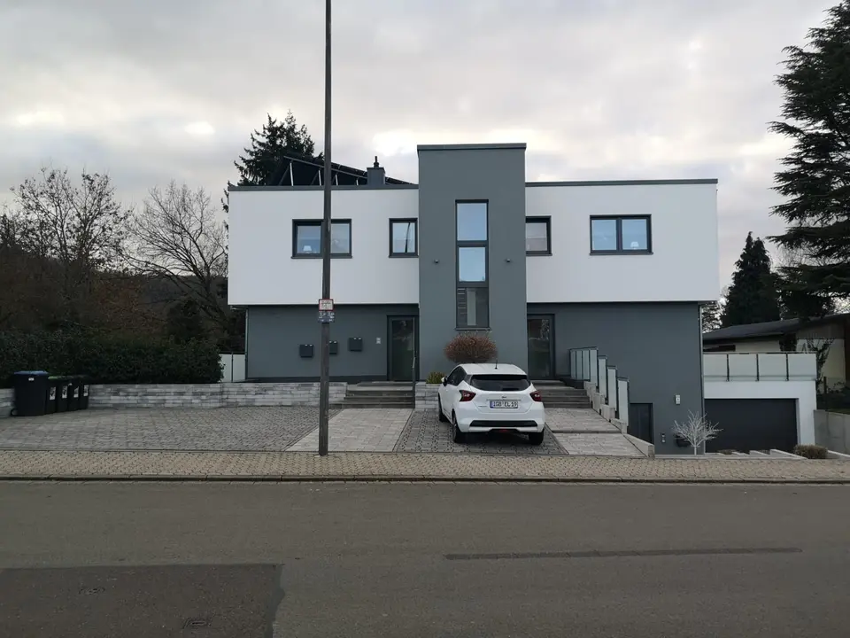 6 Zimmer Wohnung mit 170 m² in Saarbrücken – Bild 4