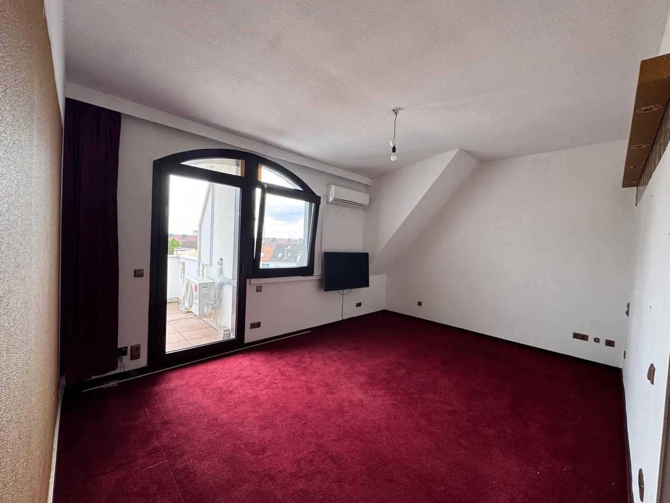 3 Zimmer Wohnung mit 170 m² in Köln – Bild 1