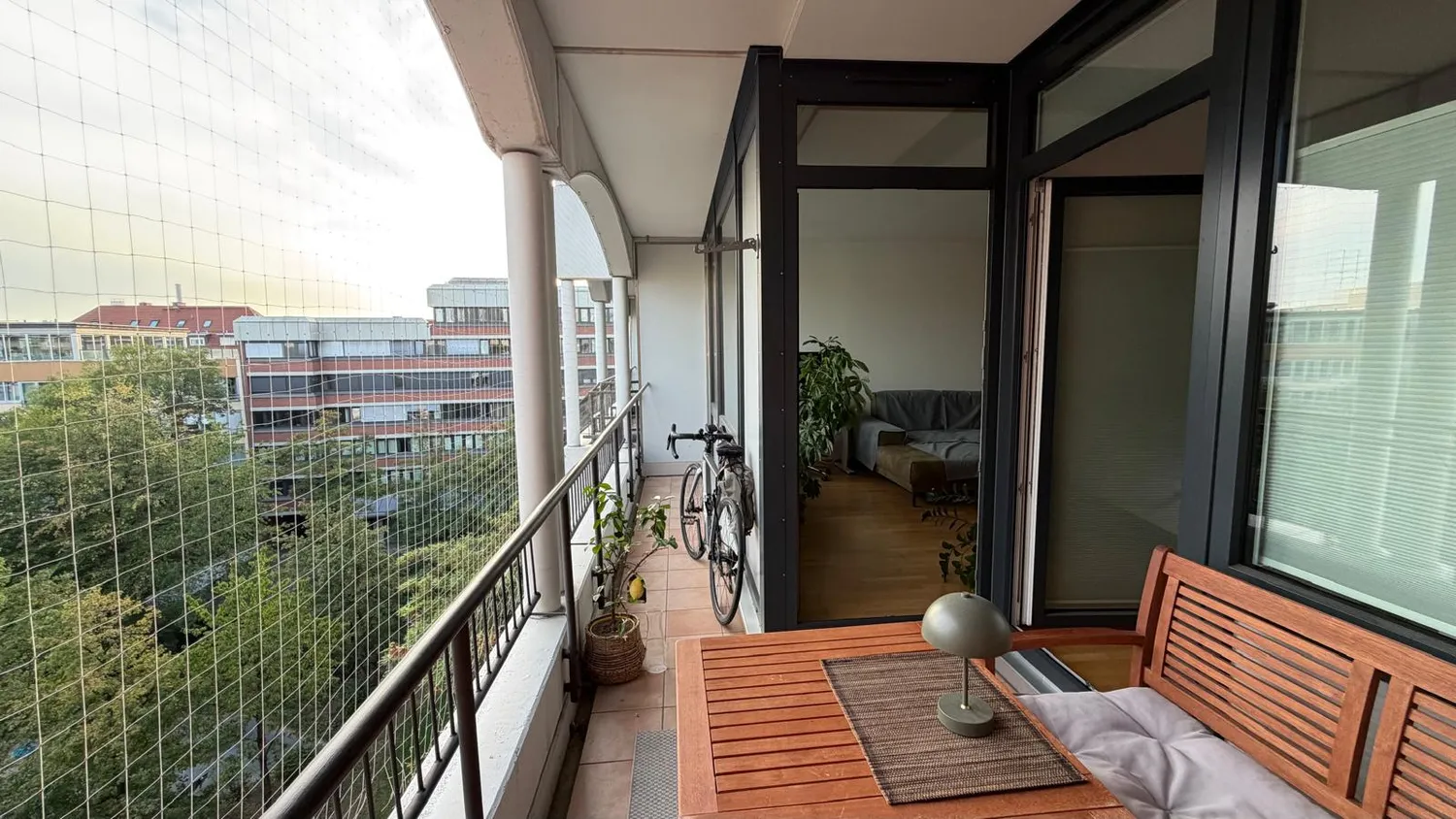2 Zimmer Wohnung mit 70 m² in München – Bild 11