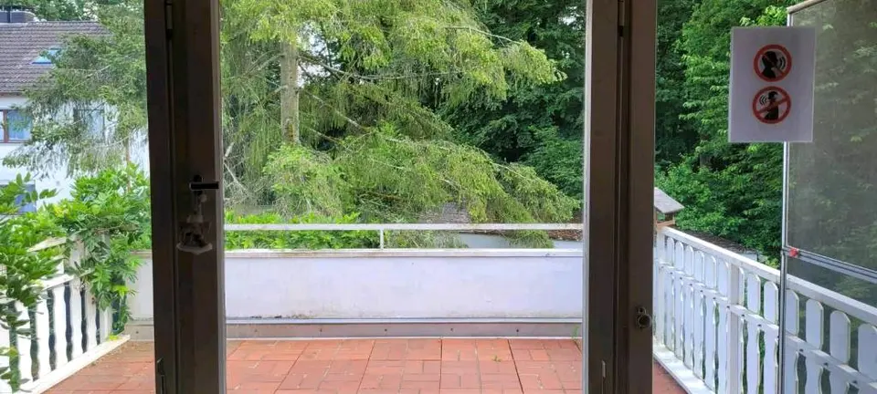 3 Zimmer Wohnung mit 92 m² in Saarbrücken – Bild 2