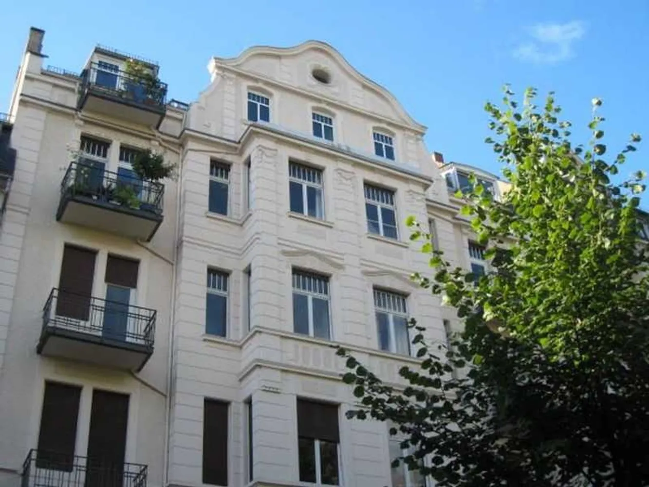 3 Zimmer Wohnung mit 96 m² in Wiesbaden – Bild 1